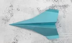 创造世界纪录的纸飞机 刷新世界纪录：超远飞行的纸飞机